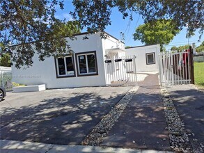 Building Photo - 1136 NW 55th St