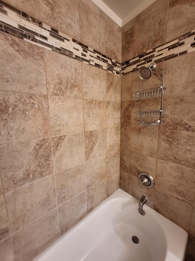 Building Photo - 641 A Gold Dust Dr
