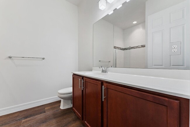 Building Photo - 1130 Sweet Hill Dr