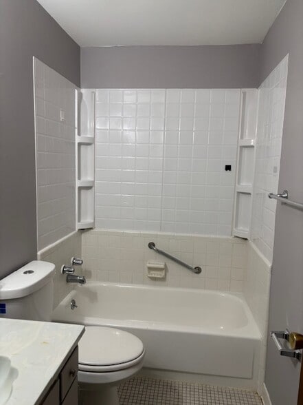 Building Photo - 33297 Kingslane Ct