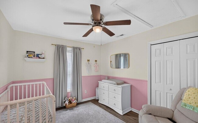 Building Photo - 7101 Alamosa Dr