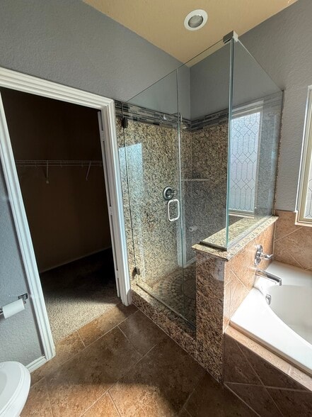 Beautiful Glass Enclosed Walk In Shower with inlaid decorative tile. - 420 Slippery Rock