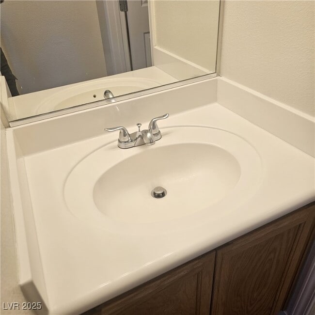 Building Photo - 8233 Amphora St