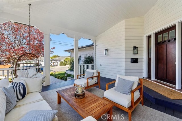 Building Photo - 1740 1st St