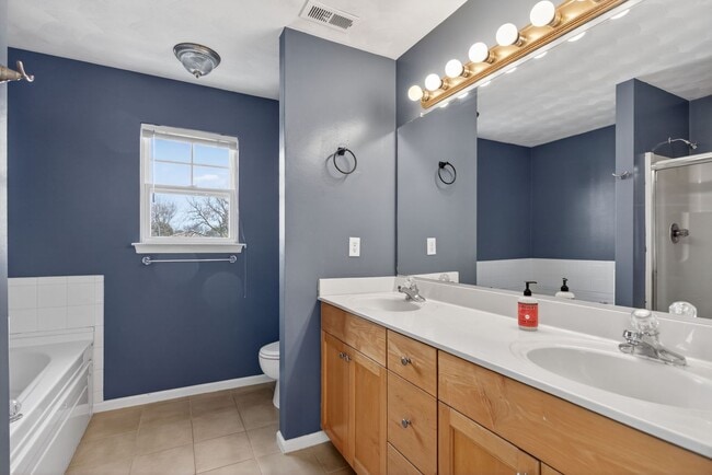 Building Photo - Chesapeake Beach