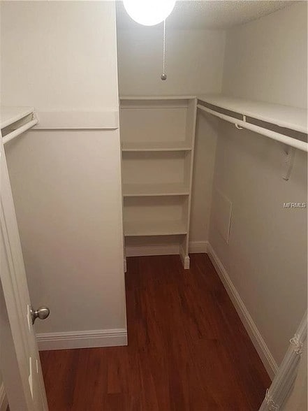 Walk in Closet - 3244 S Semoran Blvd