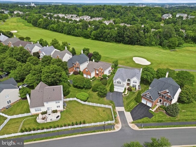 Building Photo - 20242 Hidden Creek Ct