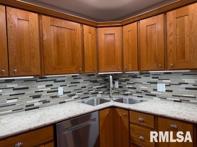 Building Photo - 16429 N Hawthorne Ln