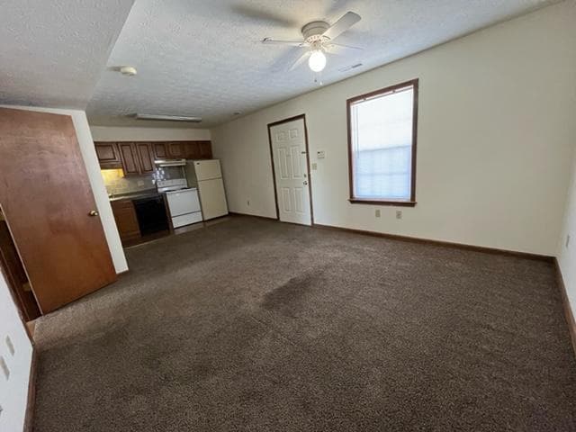 Building Photo - 1517 6th Ave