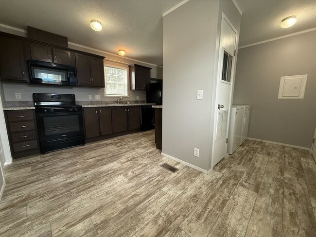 Building Photo - 11827 Cascade Cir