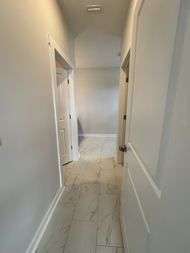 Building Photo - "Charming 3-Bedroom Home in Panama City – Spacious 1,549 Sq. Ft. with 2 Full Baths!"