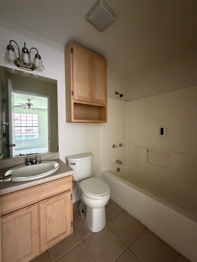 Building Photo - 1752 Tiara Trail