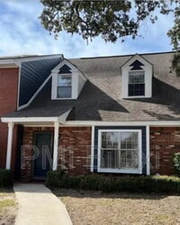 Building Photo - 375 Debuys Rd