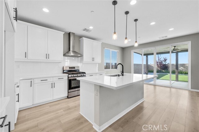 Building Photo - 14196 Hercules St