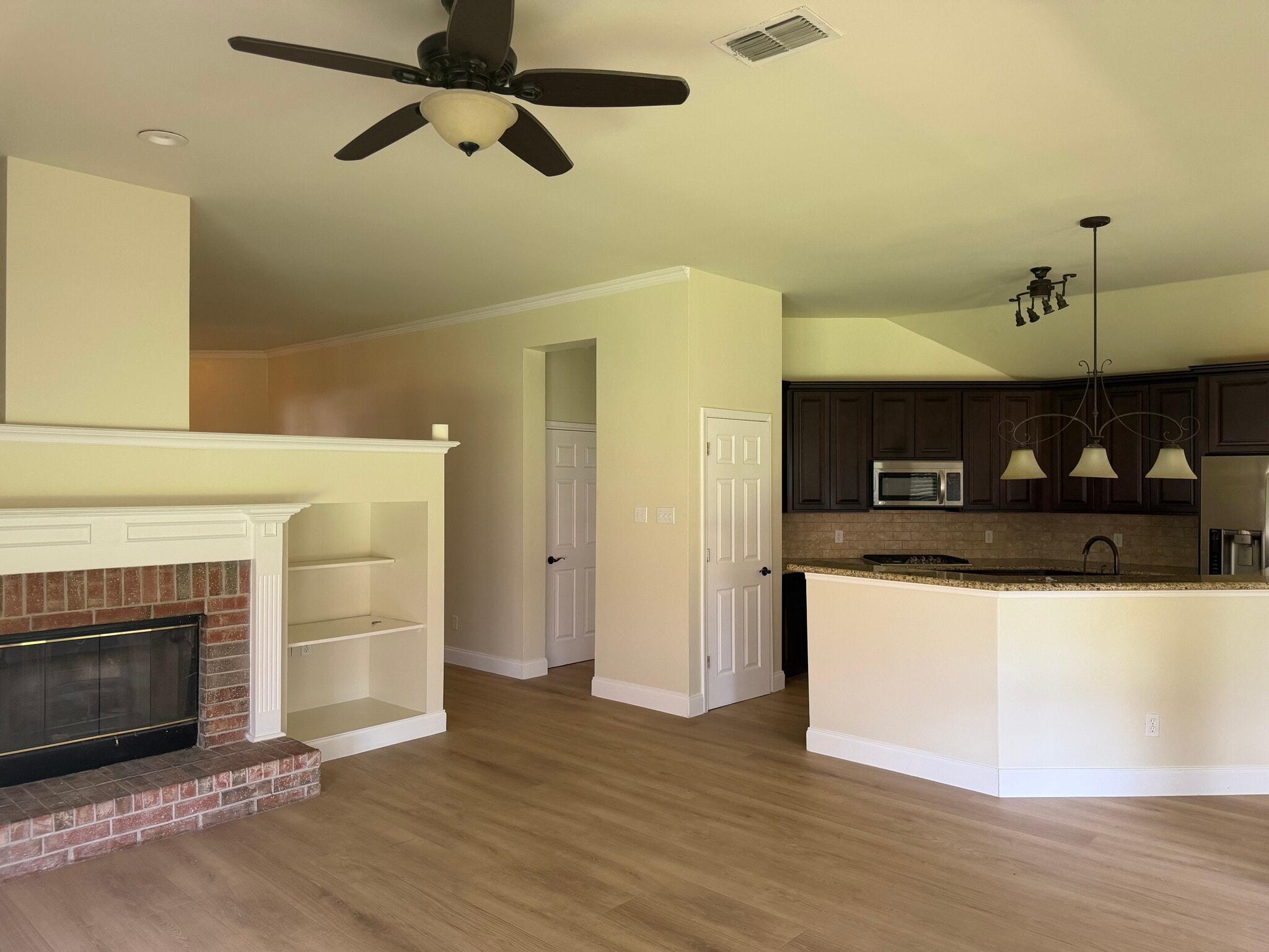 Building Photo - 10229 Andora Dr