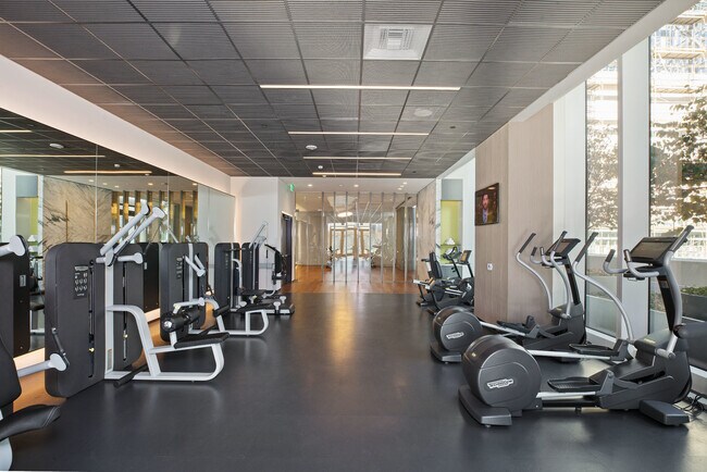 Building Photo - Brand New Luxury unit in the Heart of Downdown LA
