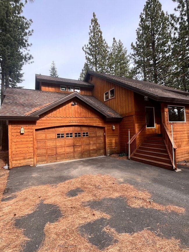 Building Photo - Flexible 3 month Lease available in Tahoe Donner - April, May, June