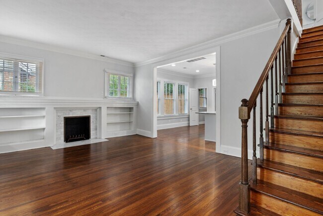 Building Photo - 282 Hawthorne St