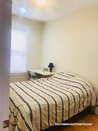 Building Photo - 179 Northampton St