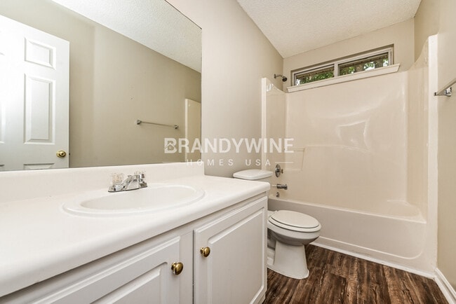 Building Photo - 283 Coral Cir