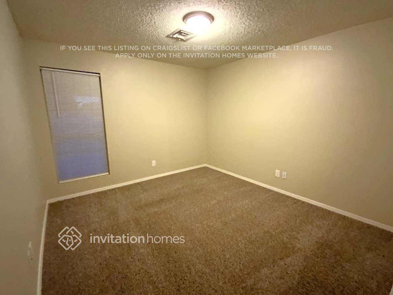 Building Photo - 7731 W Shaw Butte Dr