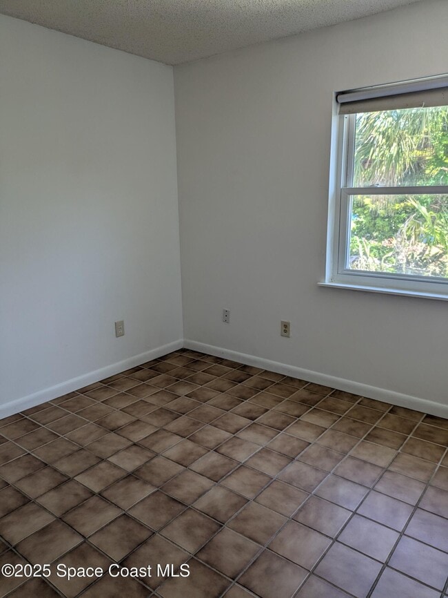 Building Photo - 120 Harmony Pl