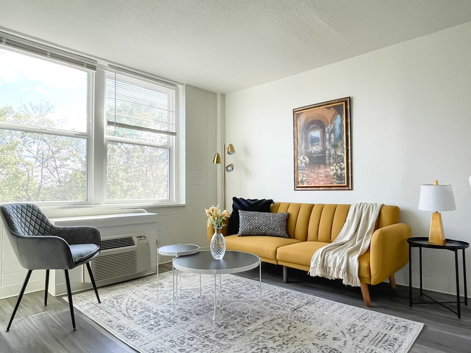 Building Photo - 2515 Burnet Ave