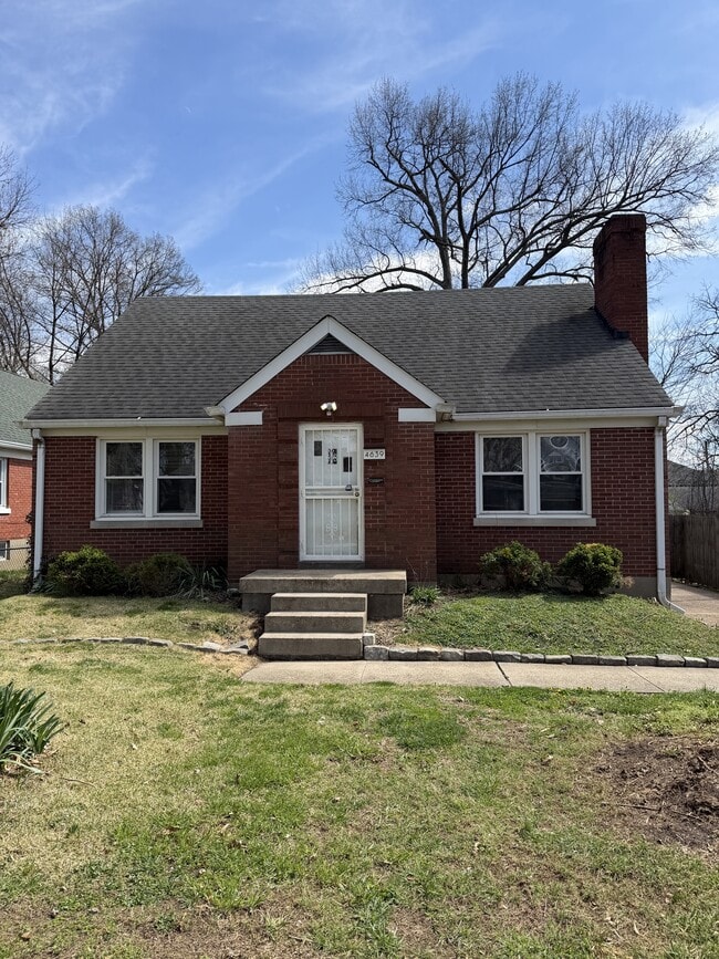 Building Photo - 4639 Southcrest Dr