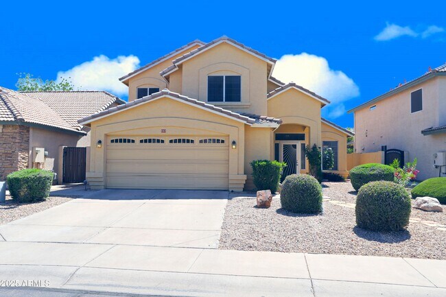 Primary Photo - 842 N Naples Dr