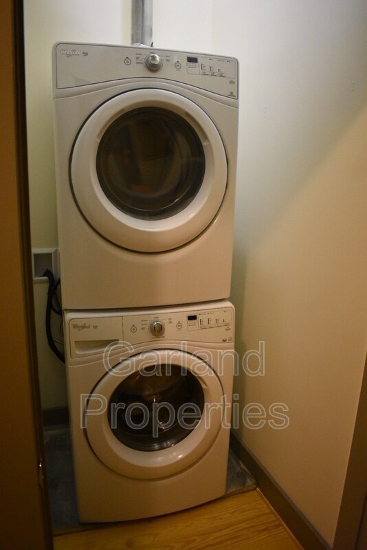 Building Photo - 113 Norfolk Ave SW