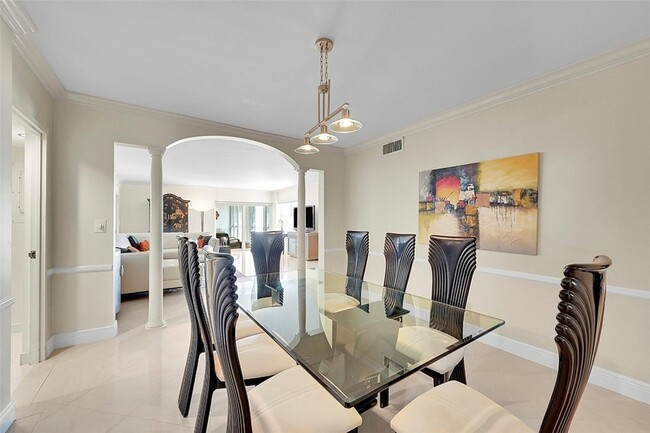 Building Photo - 111 N Pompano Beach Blvd