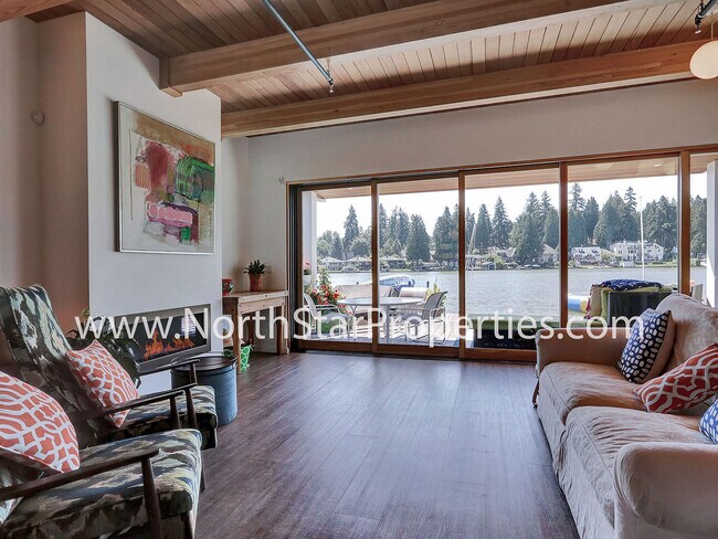 Building Photo - Truly Amazing and Rare Furnished Lake Oswego Cabana.