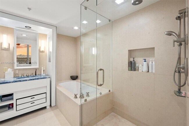 Building Photo - 6899 Collins Ave