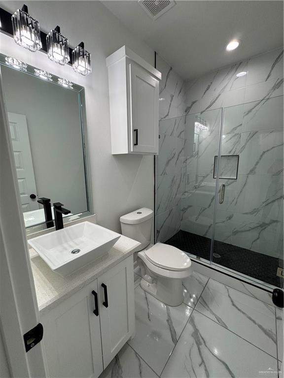 Building Photo - 16 Valle Vista St