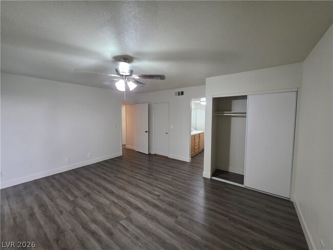 Building Photo - 3364 Royce Ct