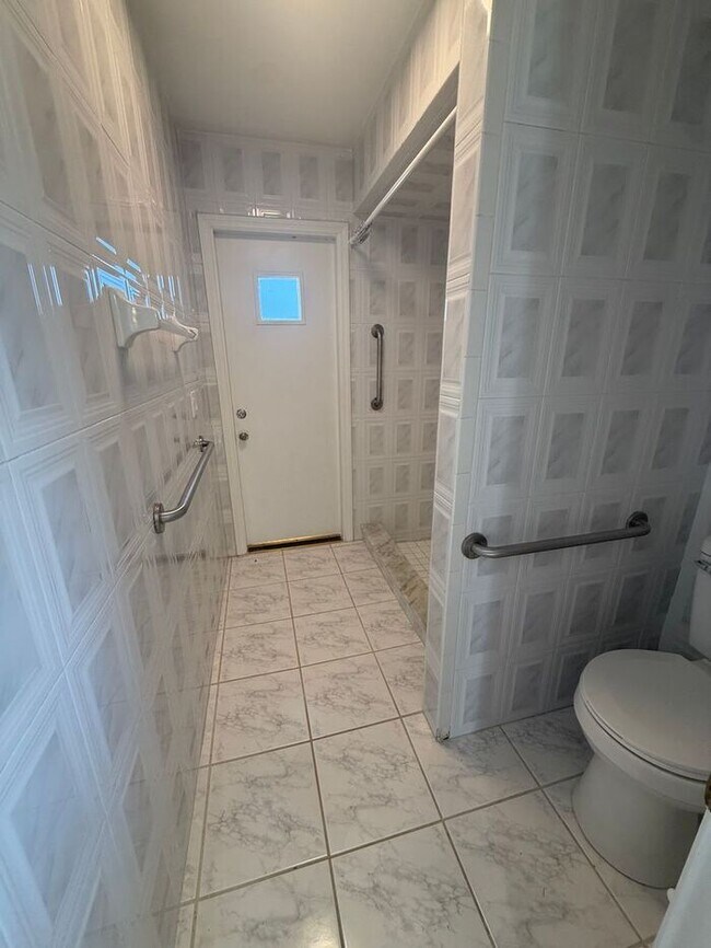 Building Photo - 3 Bed 2 Bath Home in Dr. Phillips!