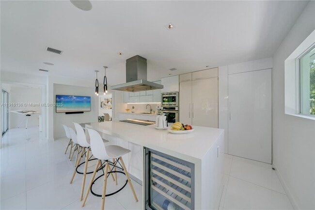 Building Photo - 475 Woodcrest Rd