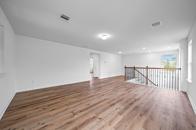 Building Photo - 4118 Lake Cypress Cir