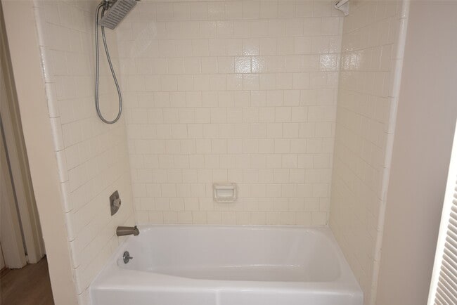 Building Photo - 14410 Muirfield Ln