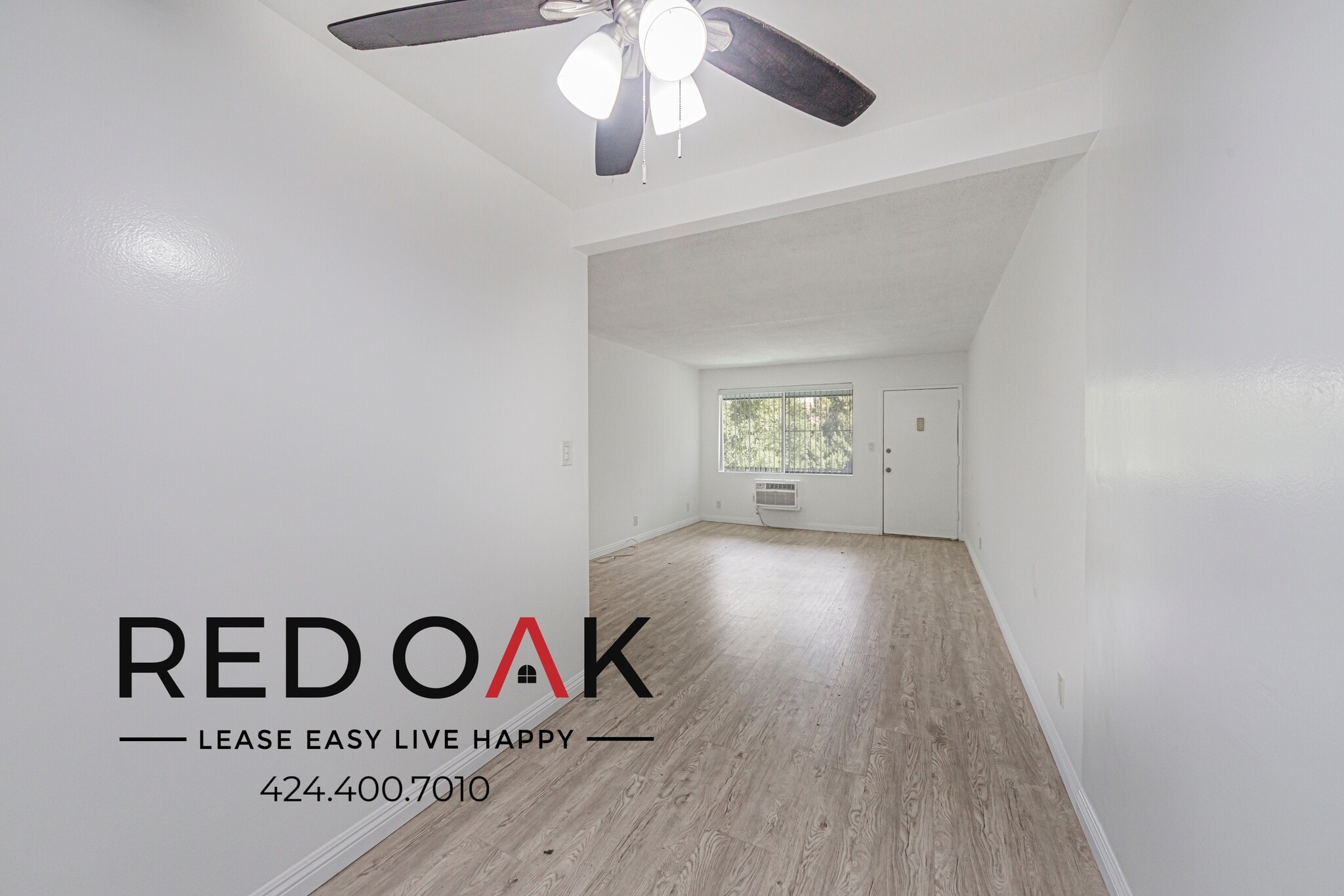 Building Photo - 12737 Moorpark St