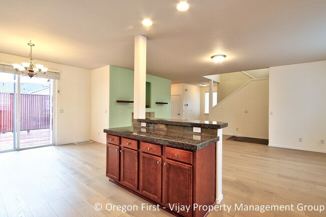 Building Photo - 10568 SW Washington St