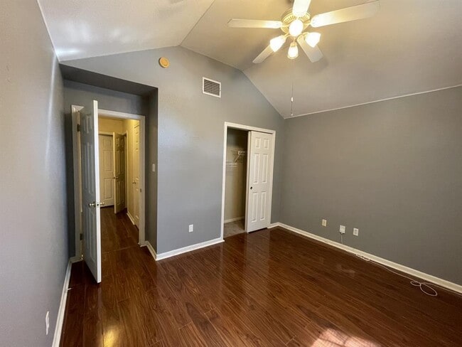 Building Photo - 1412 Firebush Dr