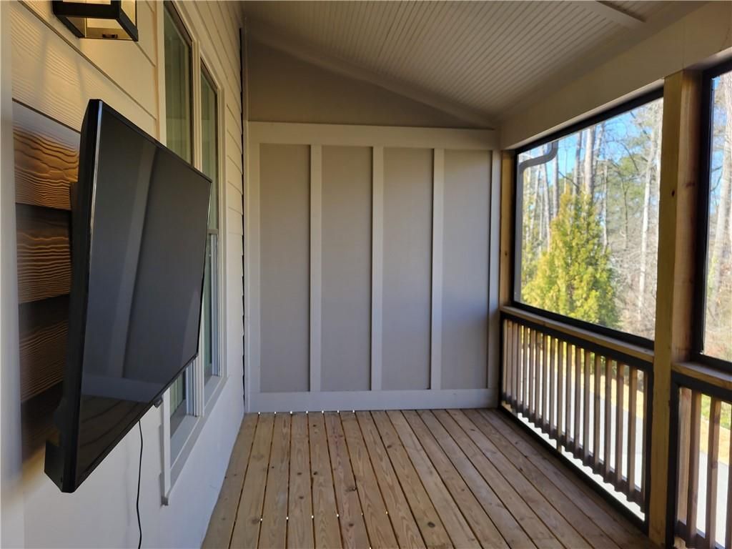 Building Photo - 222 Napa