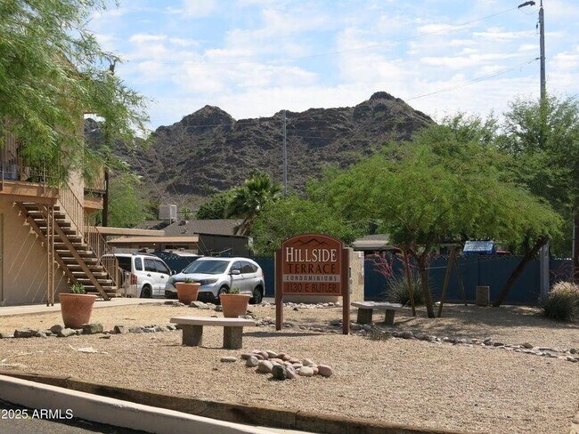 Building Photo - 1130 E Butler Dr