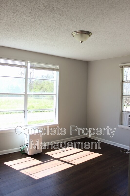 Building Photo - 5320 Java Ave