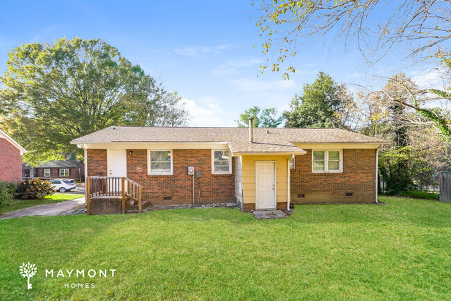 Building Photo - Cute 4 Bedroom in Winston Salem