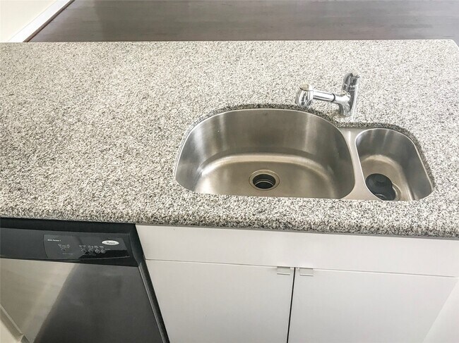 Building Photo - 1019 Bonner St