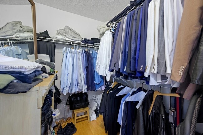 Building Photo - 19555 E Country Club Dr