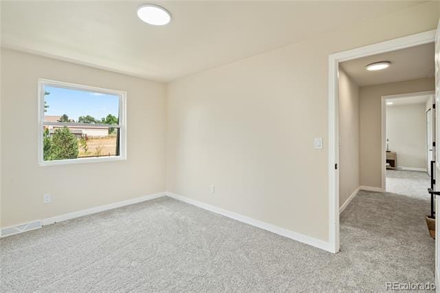 Building Photo - 5599 W Maplewood Pl