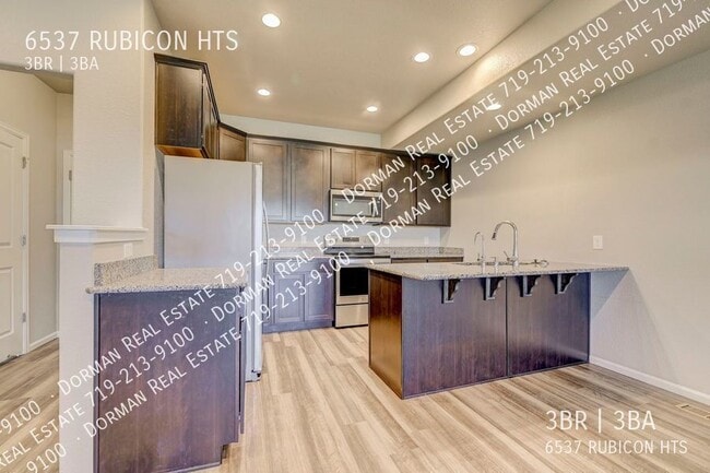 Building Photo - 6537 Rubicon Dr